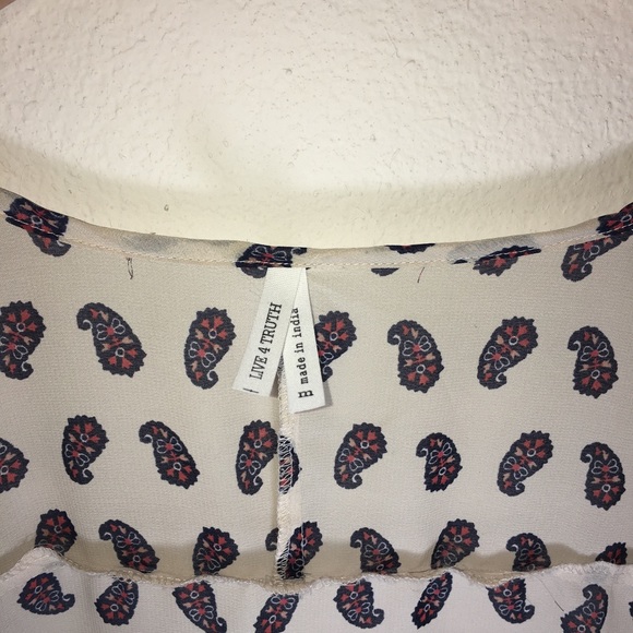 Live4Truth Swimsuit Cover - Picture 4 of 4